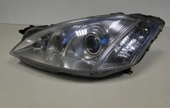 Mercedes-Benz S W221 Headlight/headlamp