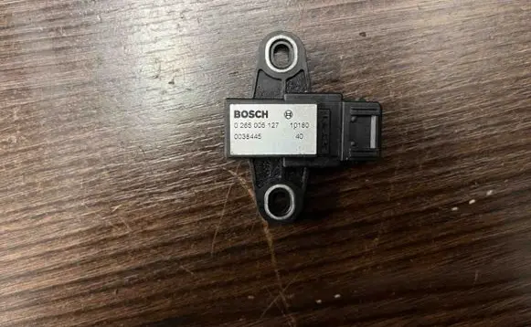 Iveco Daily 4th gen ESP acceleration yaw rate sensor 0265005127