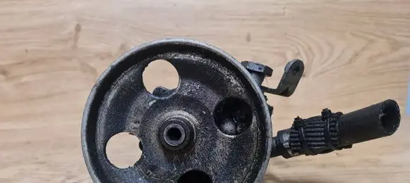 Peugeot 407 Power steering pump 9658419280