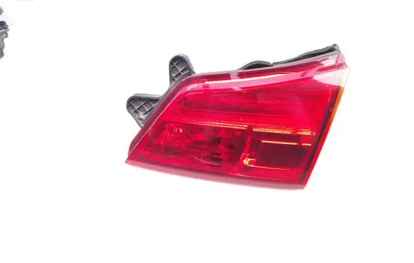Subaru Legacy Tailgate rear/tail lights 23620073