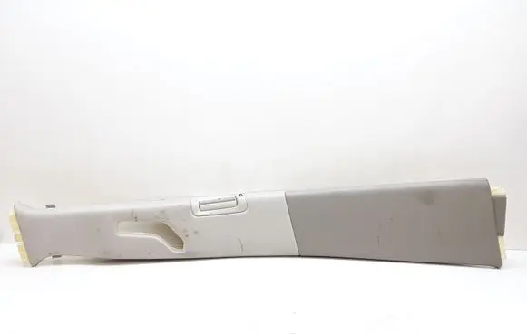 Volvo XC90 (B) pillar trim (top)