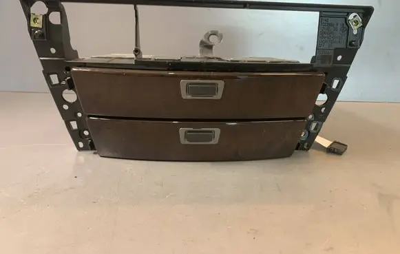 BMW 7 E65 E66 Dashboard storage box/compartment 7032886 8261060