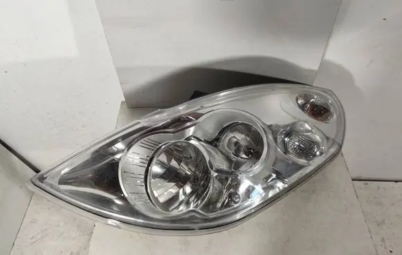 Renault Master III Headlight/headlamp