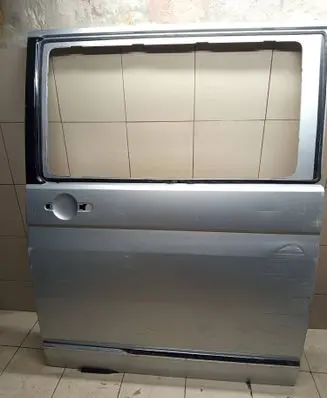 Volkswagen Multivan T5 Side sliding door 7E0843107
