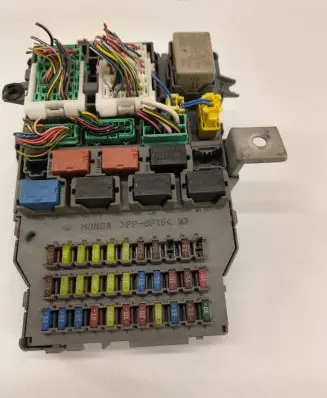 Honda Accord Fuse box set A-000011 1S0QP68R SEAS04