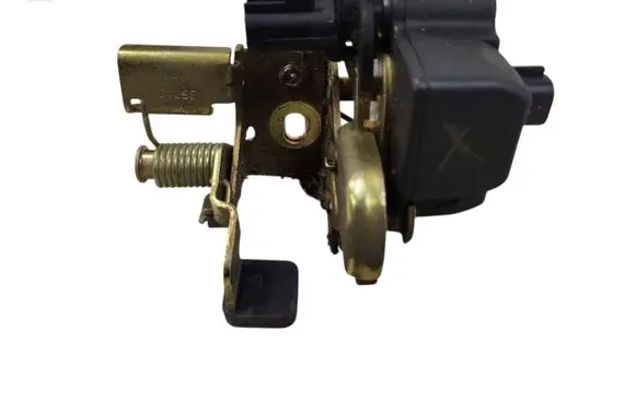 Jeep Cherokee III KJ Tailgate/trunk/boot lock/catch/latch 357ACA