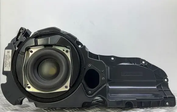 Audi A7 S7 4G Subwoofer speaker 4G8035298A
