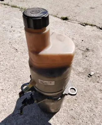 Volvo V50 Power steering pump 5N513K514AD 30741955