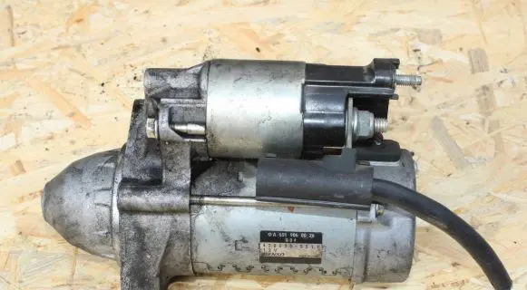 Mercedes-Benz Sprinter W906 Starter motor A6519060026 4280005511