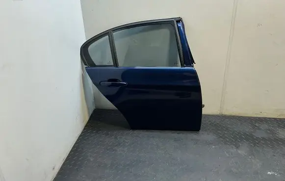 BMW 3 E90 E91 Rear door 