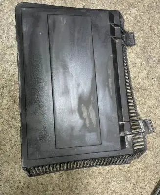 BMW 5 E39 Air filter box cover 8379627