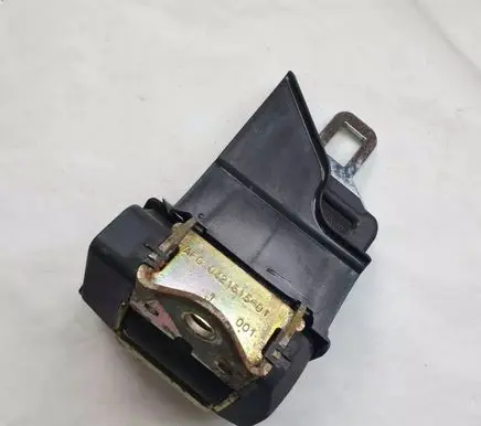 BMW 7 E38 Middle seatbelt (rear) 0492641 8125852