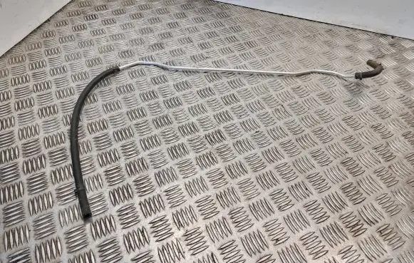 Mercedes-Benz B W245 Engine coolant pipe/hose A1695010225