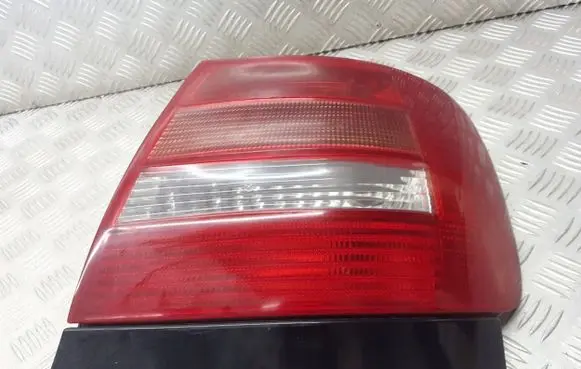 Audi A4 S4 B5 8D Rear/tail lights 289902