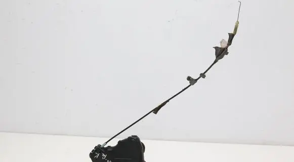Toyota Hilux (AN10, AN20, AN30) Front door lock