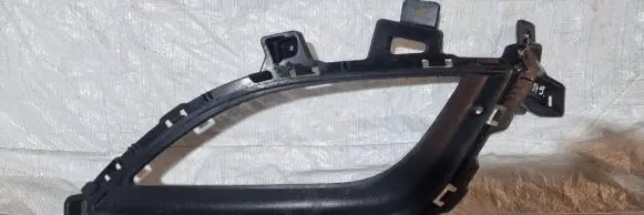 Hyundai i30 Front bumper lower grill