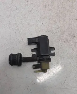 Volkswagen Transporter - Caravelle T5 Turbo solenoid valve 1K0906627A 70086800 10T18