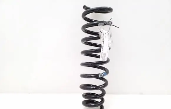 Volkswagen Touareg I Front coil spring 