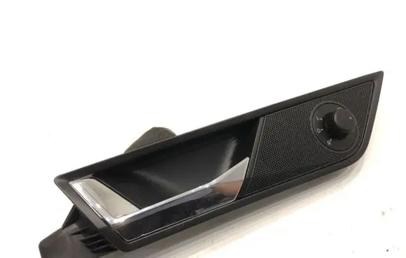 Skoda Fabia Mk3 (NJ) Front door interior handle