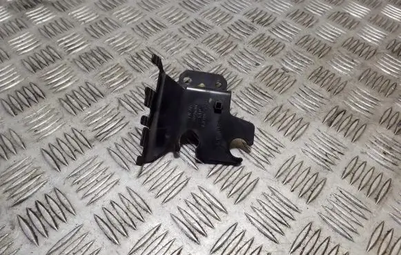 Audi A3 S3 8P Other engine bay part 1K0906287J