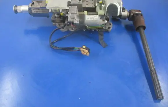 Volkswagen Touareg I Steering wheel axle 7L0419501AC
