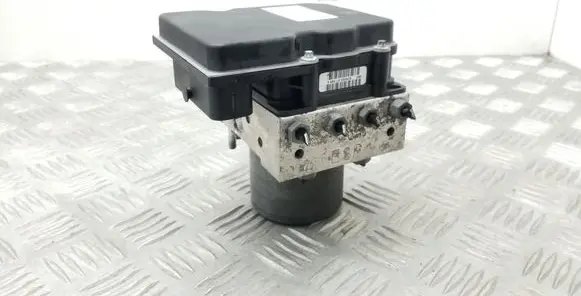 Seat Exeo (3R) ABS Pump 8E0910517H 8E0614517BF