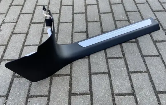 Audi A8 S8 D4 4H Front sill trim cover 4H1867272F 4H0947418