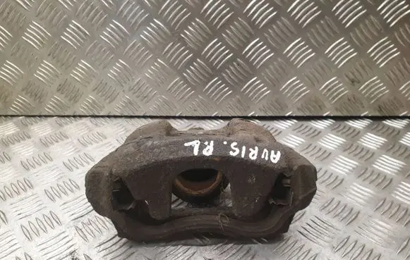 Toyota Auris 150 Front brake caliper