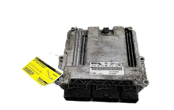 Opel Vivaro Engine control unit/module 237103888R