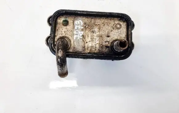 Volvo S60 Engine oil radiator 9497225