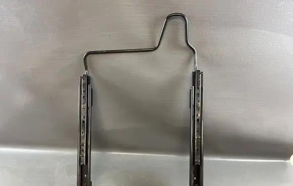 Renault Captur Front driver seat rail 864002416R 17420