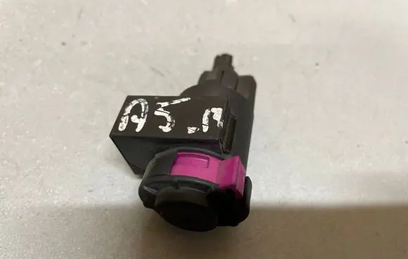 Audi A5 8T 8F Brake pedal sensor switch 14689962