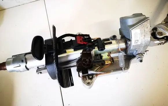 Mercedes-Benz B W245 Steering wheel axle a1694603716 pp169460589