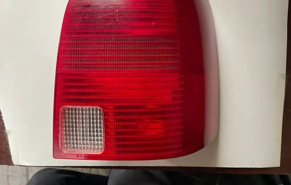 Volkswagen PASSAT B5 Rear/tail lights 393366
