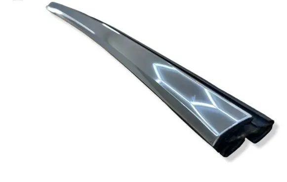 Tesla Model X Front door trim (molding) 109578600C