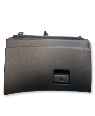 Infiniti G37 Glove box 5643