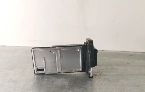 Toyota C-HR I Mass air flow meter 2220475030