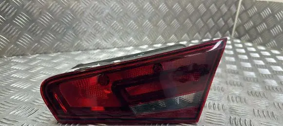 Audi A3 S3 8V Tailgate rear/tail lights 8V3945094
