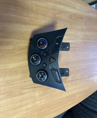 Chevrolet Trax Climate control unit