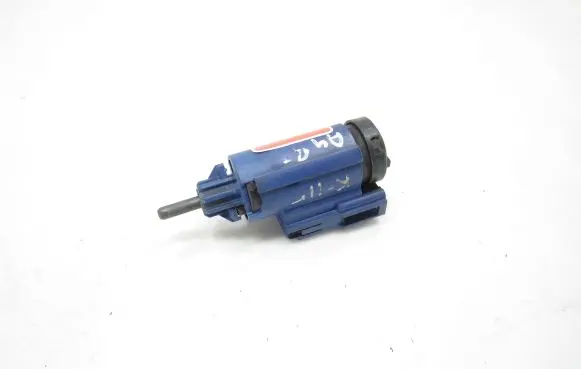 Audi A4 S4 B7 8E 8H Brake pedal sensor switch 8E0927189 0559 19322005