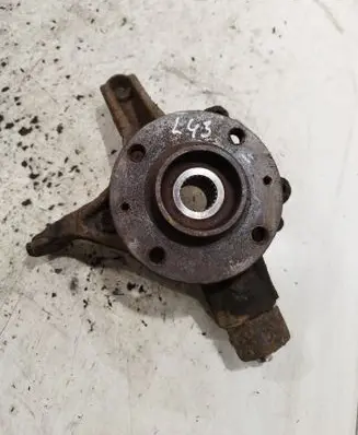 Peugeot 308 Front wheel hub spindle knuckle