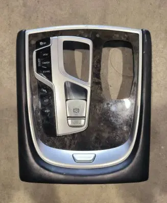 BMW 7 G11 G12 Center console 91318587 9348742 09KJA105
