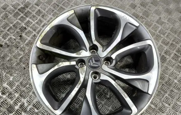 R18 alloy rim