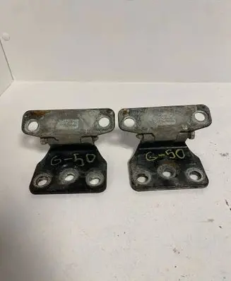 Volvo XC90 Tailgate/trunk/boot hinge 30634334 667060000