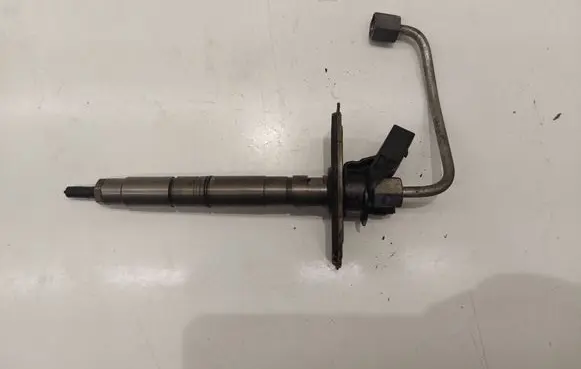 Audi Q7 4L Fuel injector 059130277BE