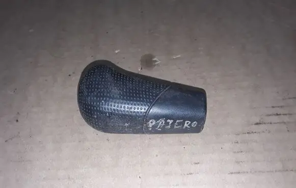 Mitsubishi Pajero Gear lever shifter trim leather/knob NOCODE