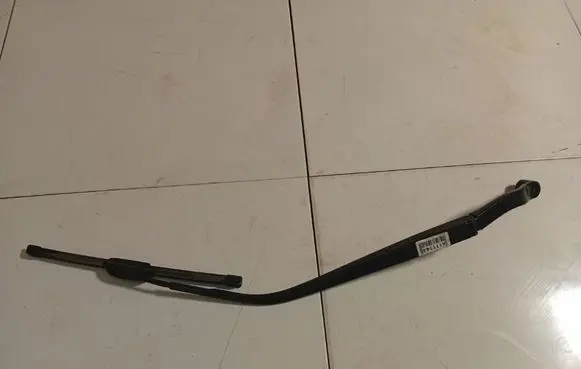Mazda 2 Front wiper blade arm 