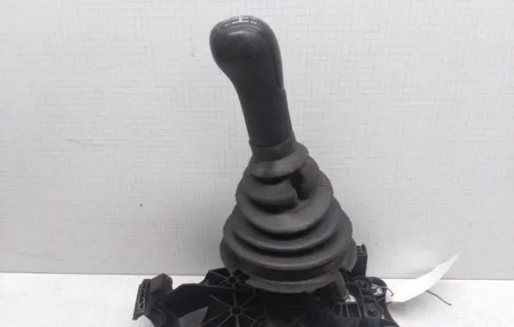 Ford Fiesta Gear shifter/selector 2S6R7C453MF 2S6R7E096AA