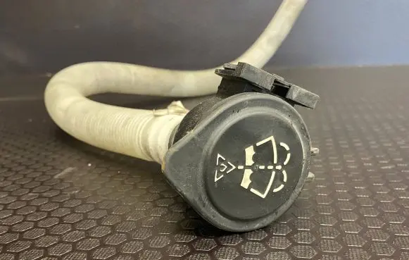 BMW X1 E84 Windshield washer fluid hose 7075099 45R010079 45R015055