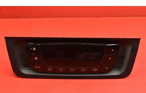 Seat Ibiza IV (6J,6P) Climate control unit 6J0820043